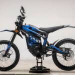 Talaria Sting R (L1e) | Farbe Schwarz / Blau – Bild 2